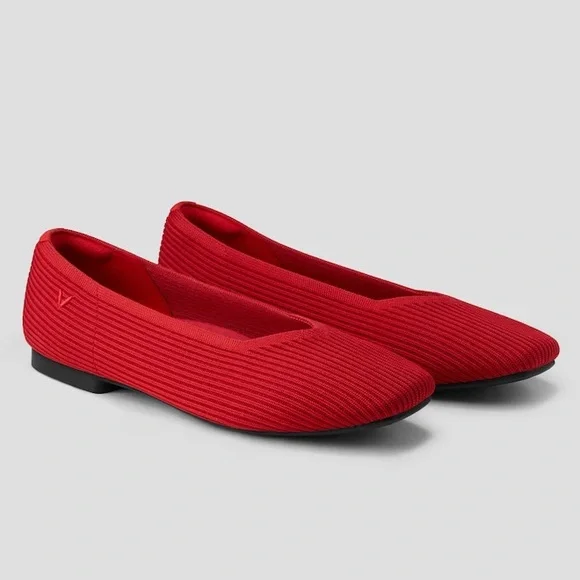 Red Women's Flats - Picture 1 of 16
